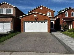 6439 Longspur Road, Mississauga, ON L5N 6E4