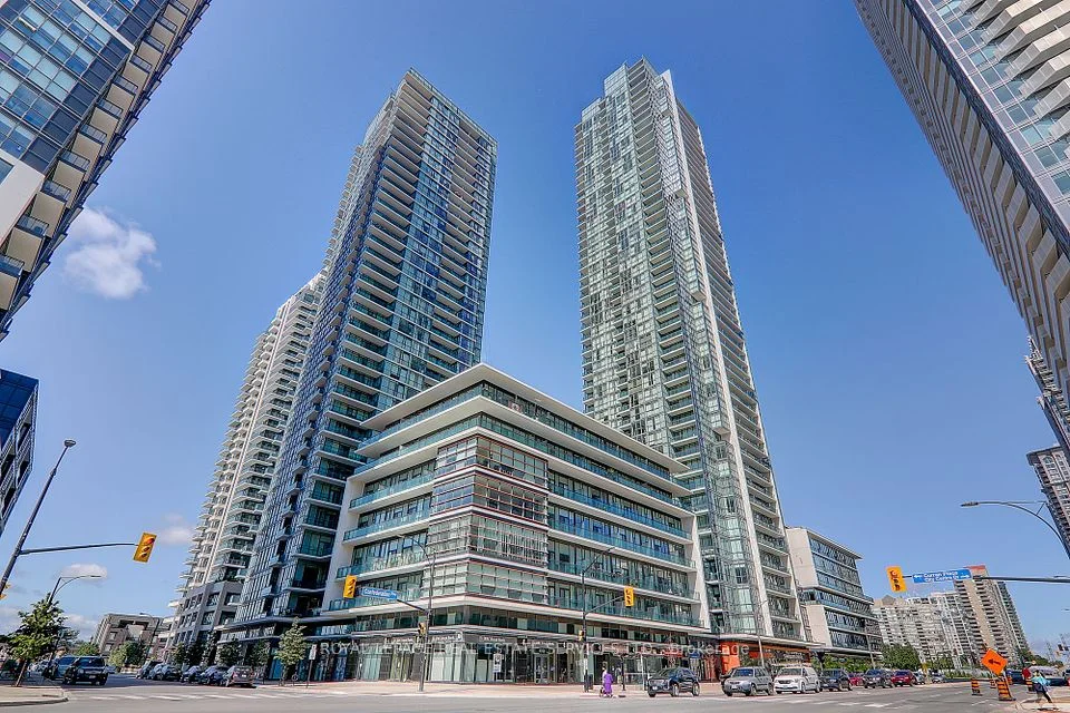4070 Confederation Parkway 1404, Mississauga, ON L5B 0E9