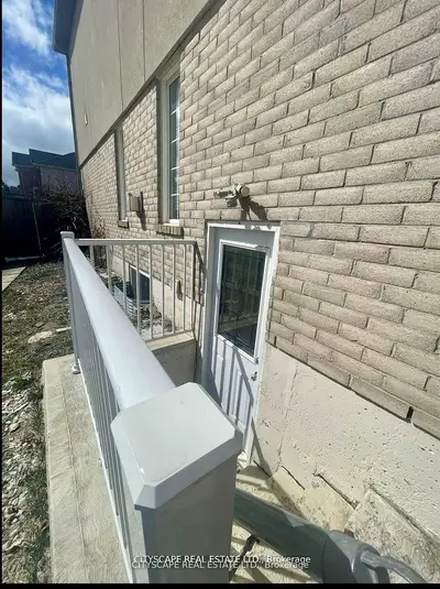 Detached in Milton