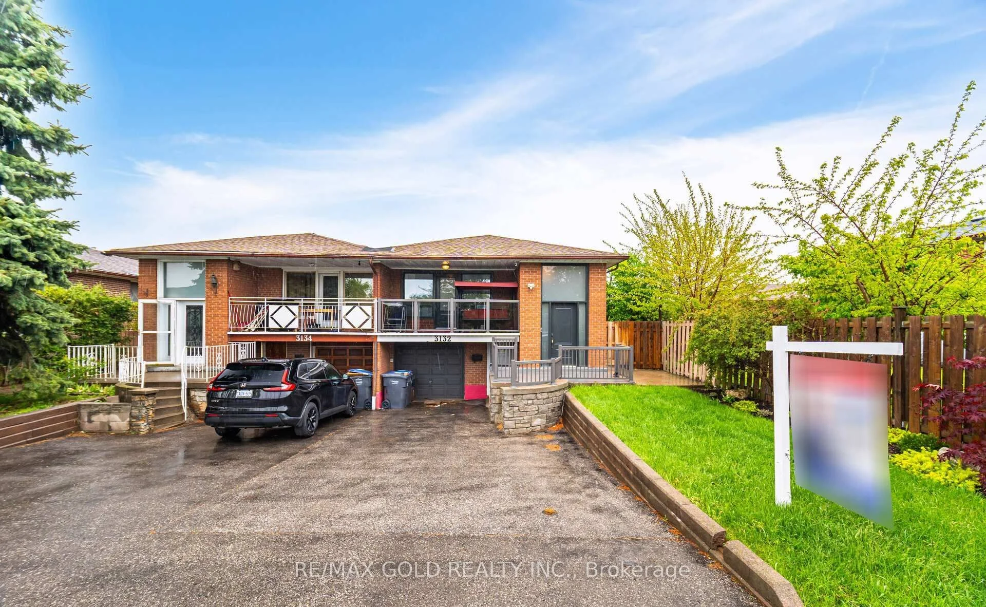 3132 Morning Star Drive, Mississauga, ON L4T 1X4