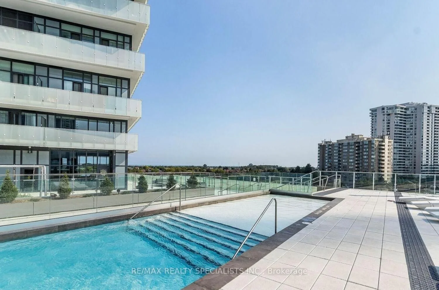 Condo Apartment in Mississauga