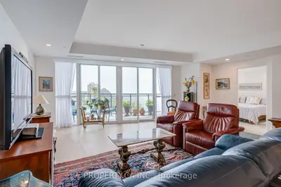 Common Element Condo in Burlington