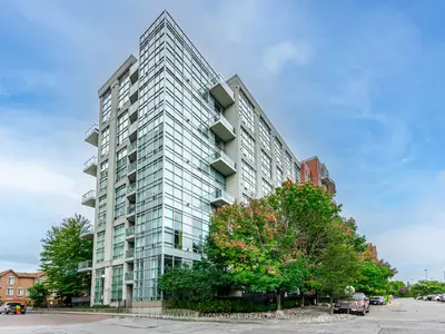 Condo Apartment in Toronto