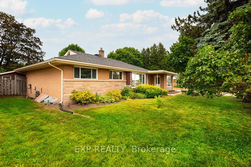 1 Banting Drive, Orangeville, ON L9W 2J5