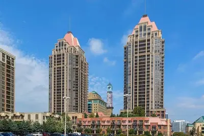 Condo Apartment in Mississauga