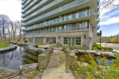 Condo Apartment in Mississauga
