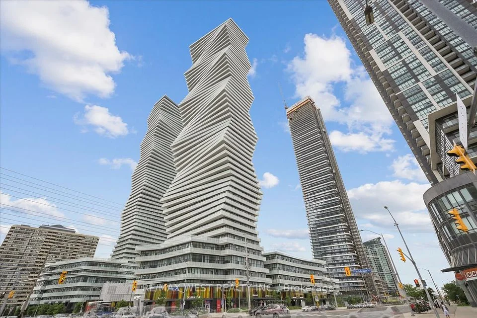3900 Confederation Parkway 1005, Mississauga, ON L5B 0K7