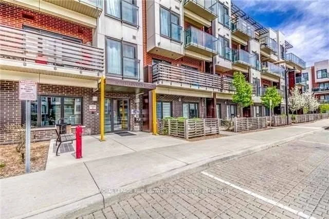 5035 Harvard Road 301, Mississauga, ON L5M 0W5