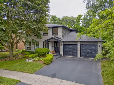 Detached in Oakville