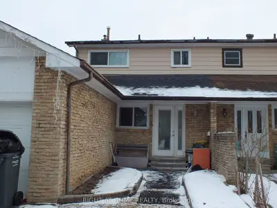 Semi-Detached in Mississauga