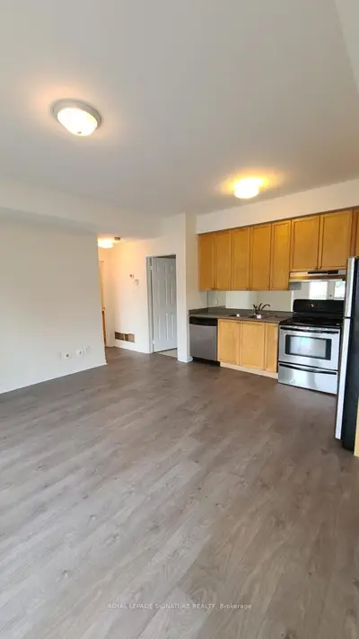 Condo Apartment in Mississauga