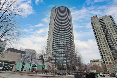 Condo Apartment in Mississauga