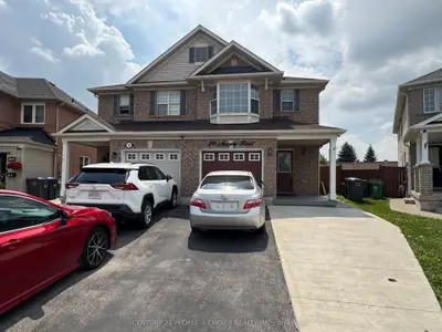 Semi-Detached in Brampton