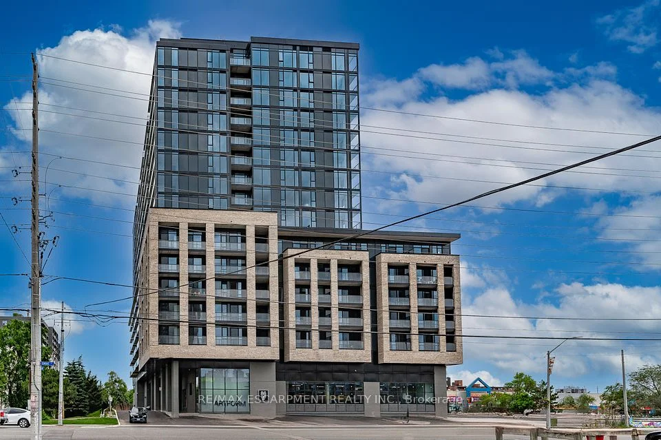 86 Dundas Street E 1016, Mississauga, ON L5A 1W4