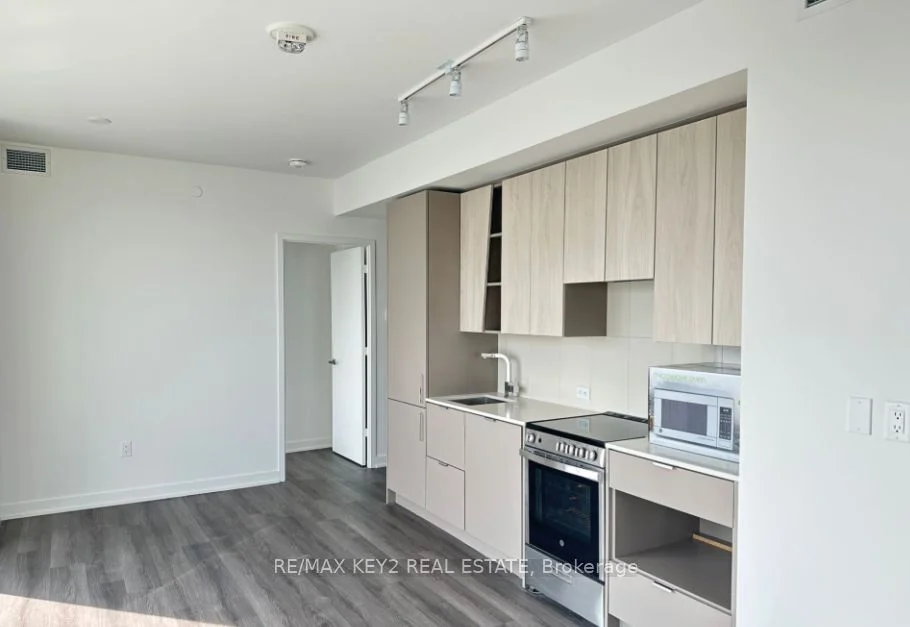3883 Quartz Road 4109, Mississauga, ON L5B 0M4