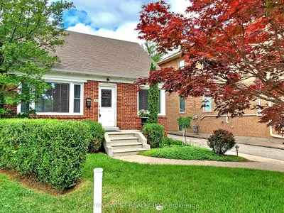 Detached in Toronto
