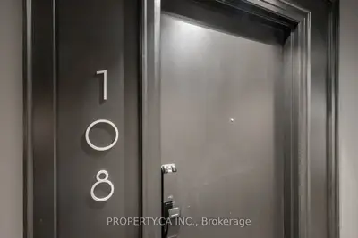 Condo Apartment in Oakville