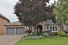 1331 Greeneagle Drive, Oakville, ON L6M 2N1