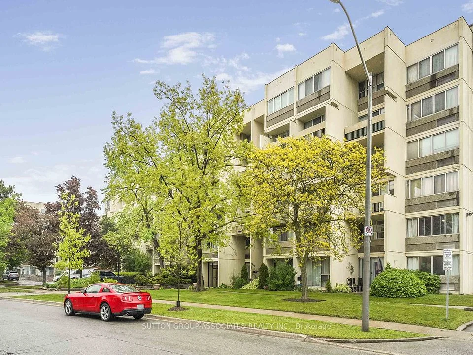 1300 Marlborough Court 504, Oakville, ON L6H 2S2