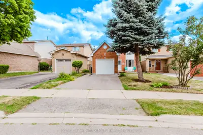 Detached in Brampton