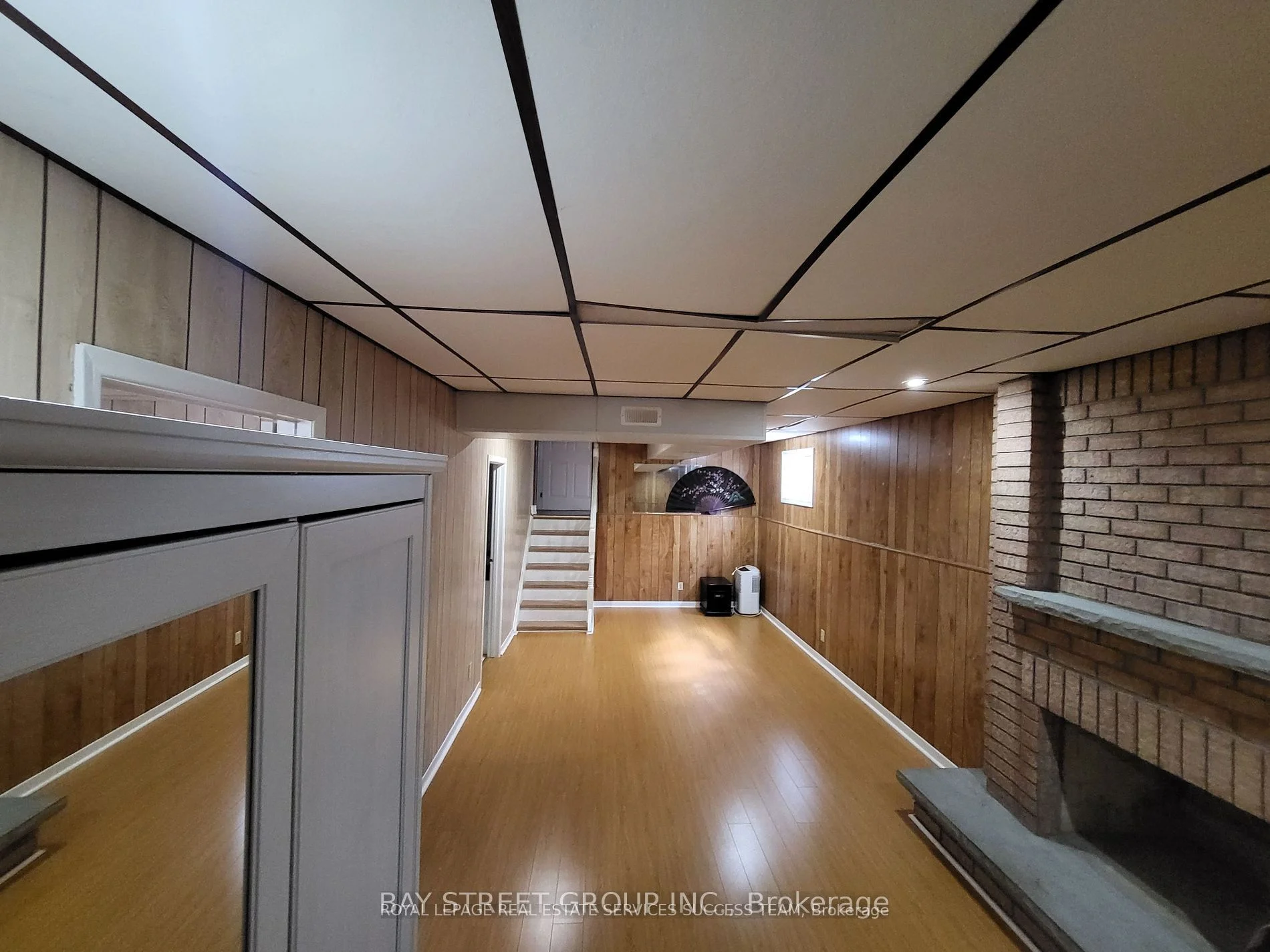 4039 Perivale Road Lower, Mississauga, ON L5C 3M6