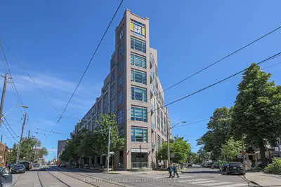 Condo Apartment in Toronto