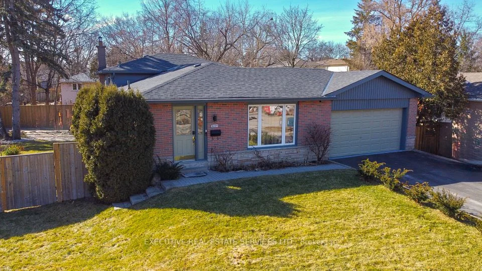 2009 Delaney Drive, Mississauga, On L5j 3l3
