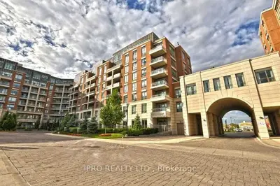 Condo Apartment in Oakville