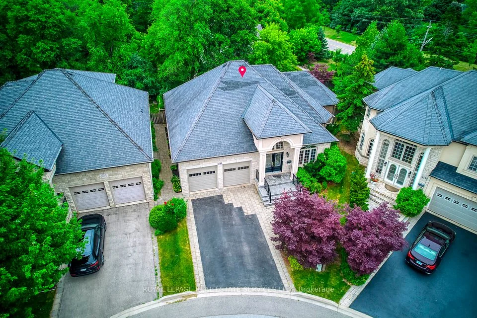 1549 Destiny Court, Oakville, ON L6J 4Z2