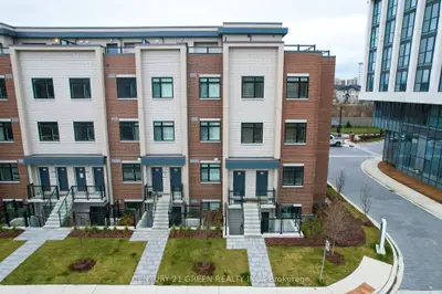 Condo Townhouse in Mississauga