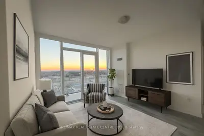 Condo Apartment in Mississauga
