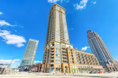 Condo Apartment in Mississauga