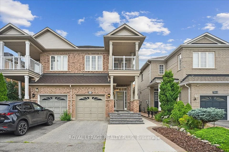 5653 Longboat Avenue, Mississauga, ON L5M 7E5
