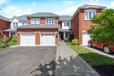 Att/Row/Townhouse in Halton Hills