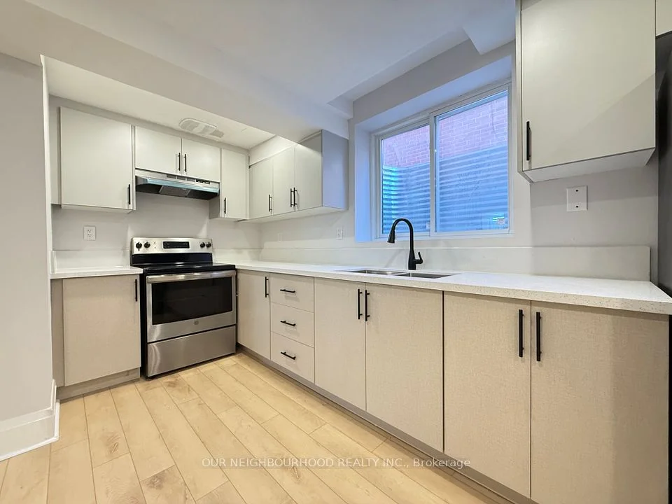 2613 Longridge Crescent, Oakville, On L6h 6p3