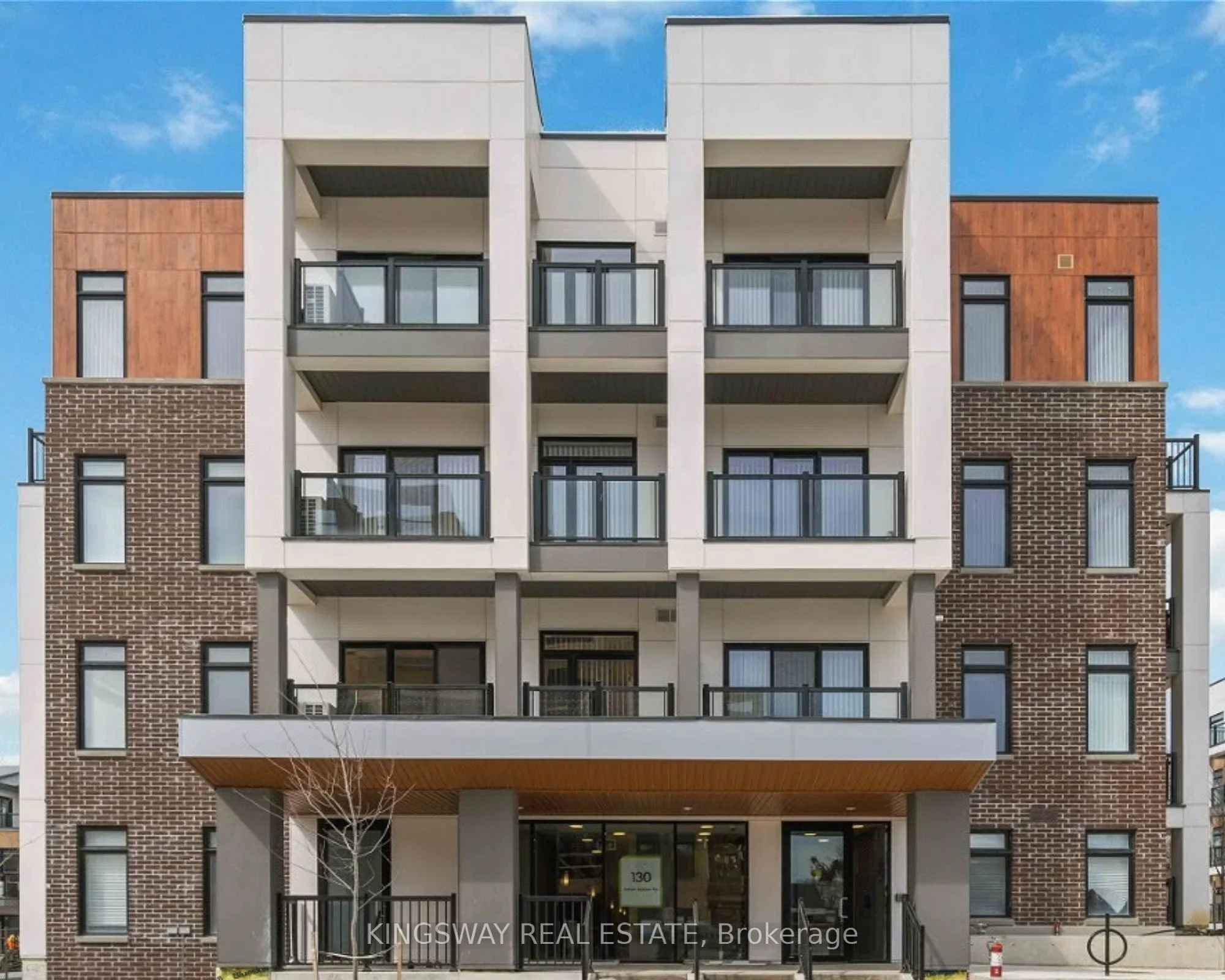 130 Canon Jackson Drive 105, Toronto W04, ON M6M 0B7