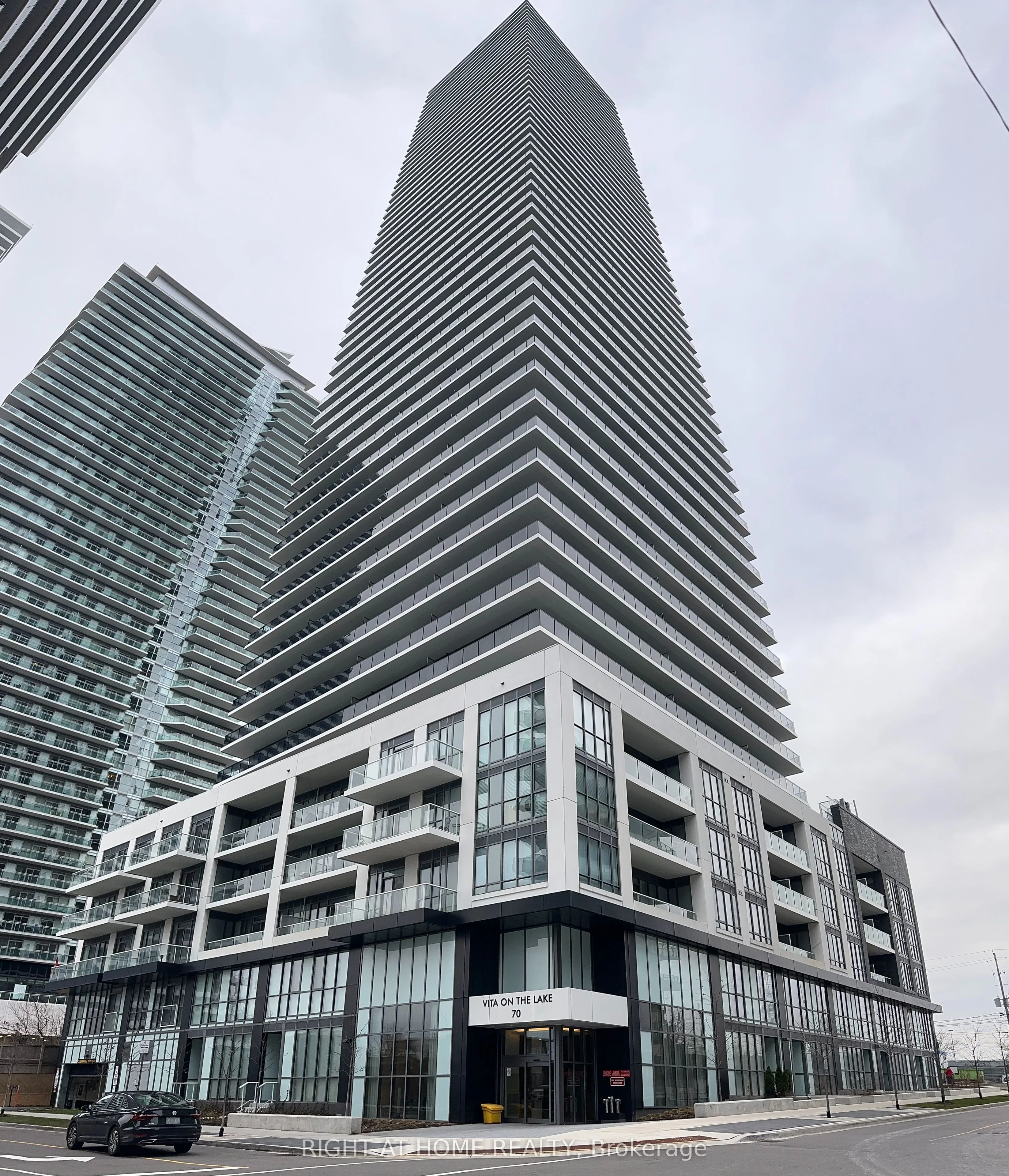 70 Annie Craig Drive 2609, Toronto W06, ON M8V 0G2
