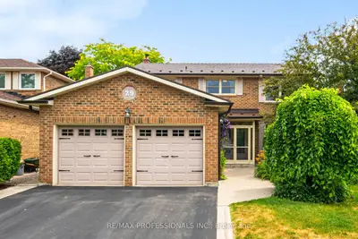 Detached in Brampton
