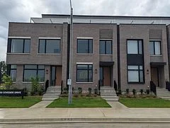 105 Coveside Drive, Mississauga, ON L5H 0B4