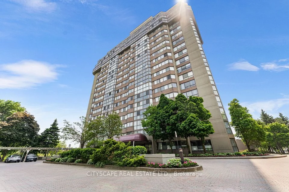 880 N Dundas Street W Ph3, Mississauga, ON L5C 4H3