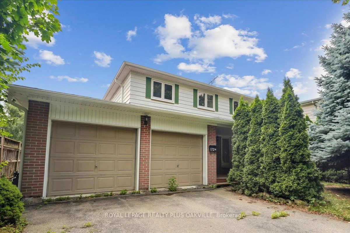 1724 Kirkwall Crescent, Mississauga, ON L4X 1N7