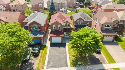Detached in Brampton