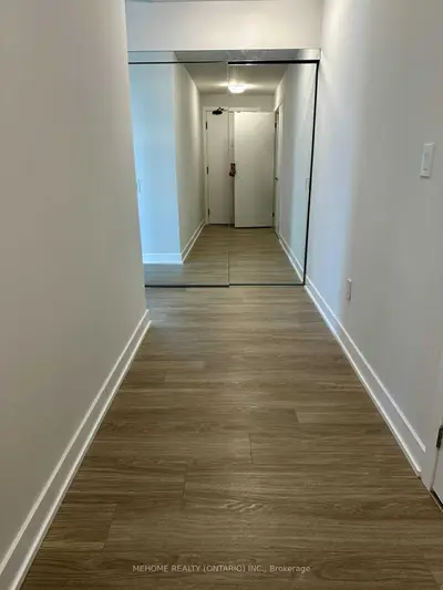 Condo Apartment in Mississauga