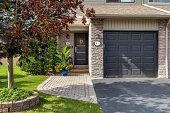 2035 Asta Drive 61, Mississauga, ON L5A 3Y2