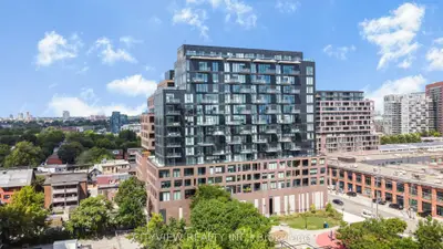 Condo Apartment in Toronto