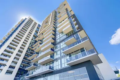 Condo Apartment in Burlington