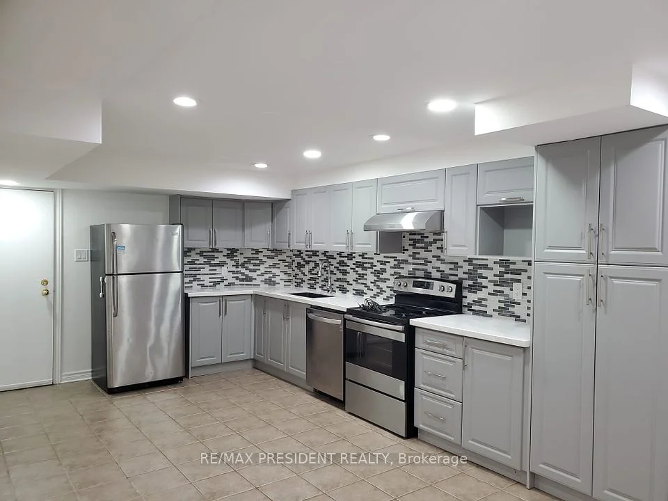 5496 Heatherleigh Avenue BSMT, Mississauga, ON L5V 2K7
