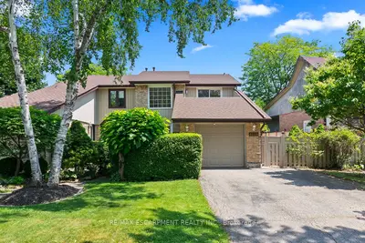 Semi-Detached in Mississauga
