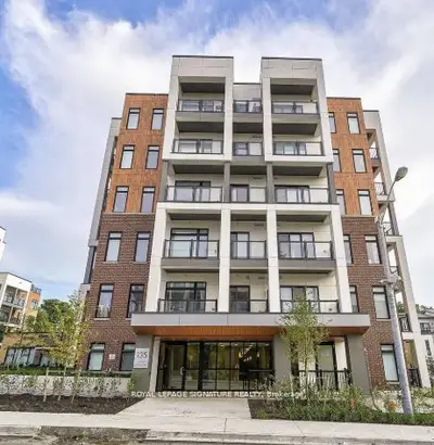 Condo Apartment in Toronto