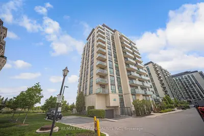 Condo Apartment in Brampton